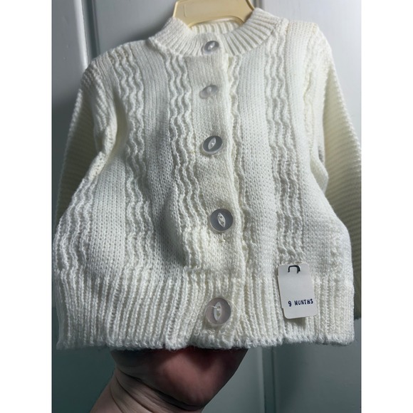 VTG Cream Knit Button Front Cardigan Sweater Baby 9 Months Deadstock - Picture 2 of 3